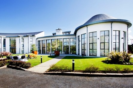 La Mon Hotel and Country Club